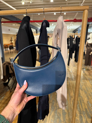 We-Ar4 The Eclipse Crossbody