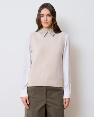We-Ar4 The School Vest